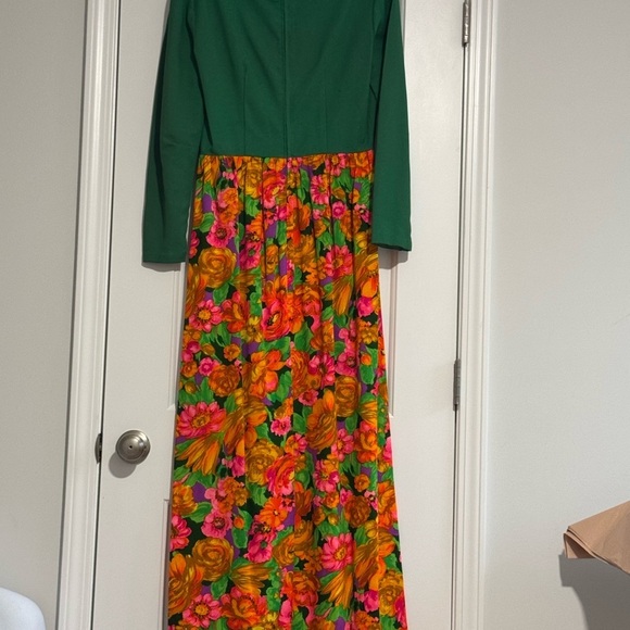 Floral Green Maxi Dress - Picture 1 of 4